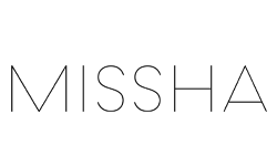 Logo MISSHA – czarny napis marki na białym tle.