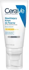 Tubka kremu CeraVe stoi pionowo na białym tle, etykieta informuje o nawilżającym kremie do twarzy.