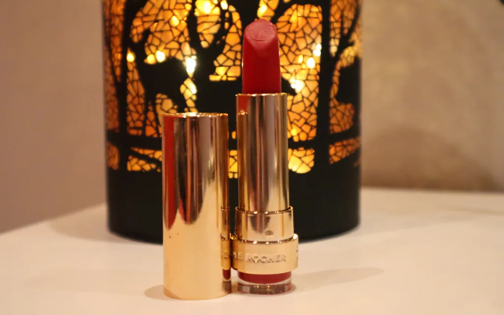 Pomadka do ust Yves Rocher Grand Rouge w kolorze 118