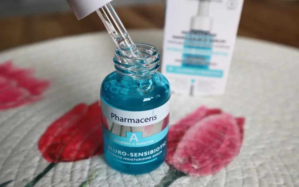 Serum nawilżające Pharmaceris A Hyaluro-Sensibiotic - pipetka