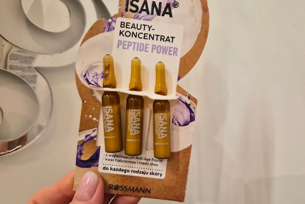 ampułki Isana Peptide Power