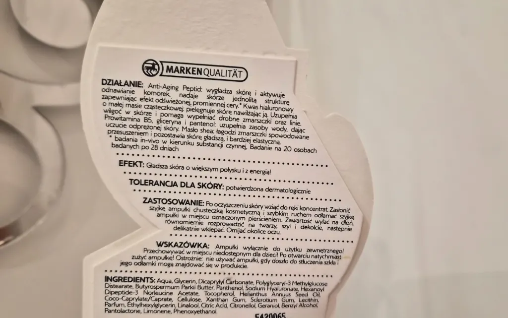 ampułki Isana Peptide Power