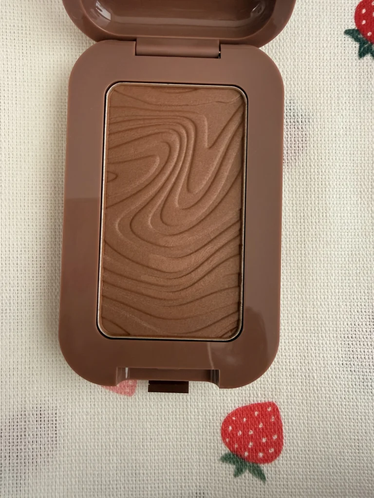 Bronzer do twarzy NYX Buttermelt kolor 04 Butta Biscuit
