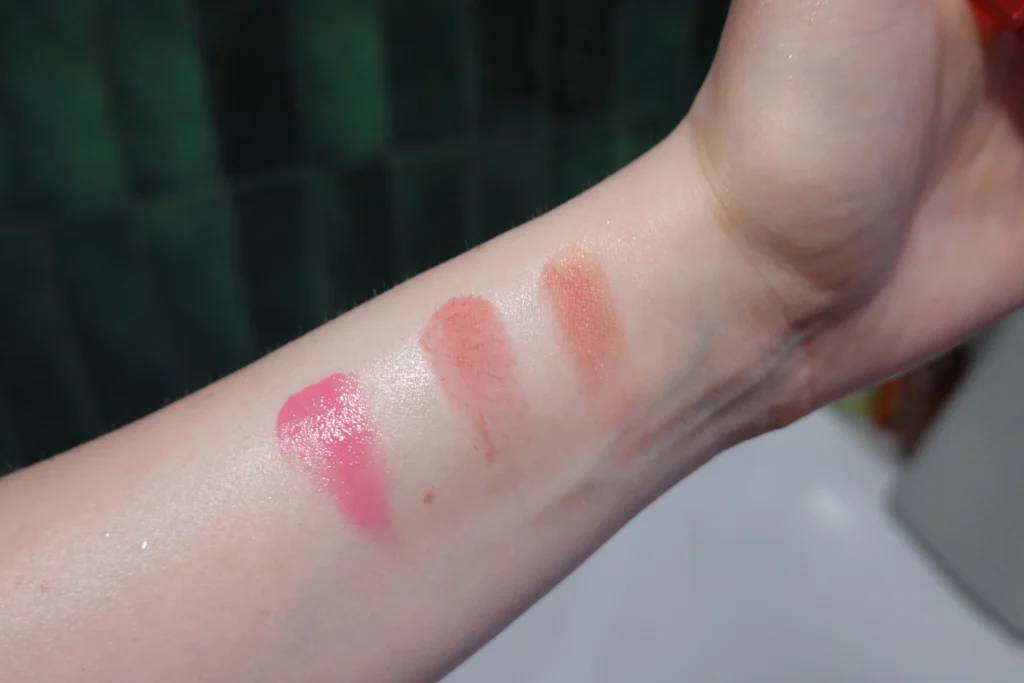 Paleta trzech róży do policzków  Sephora Collection - test na skórze