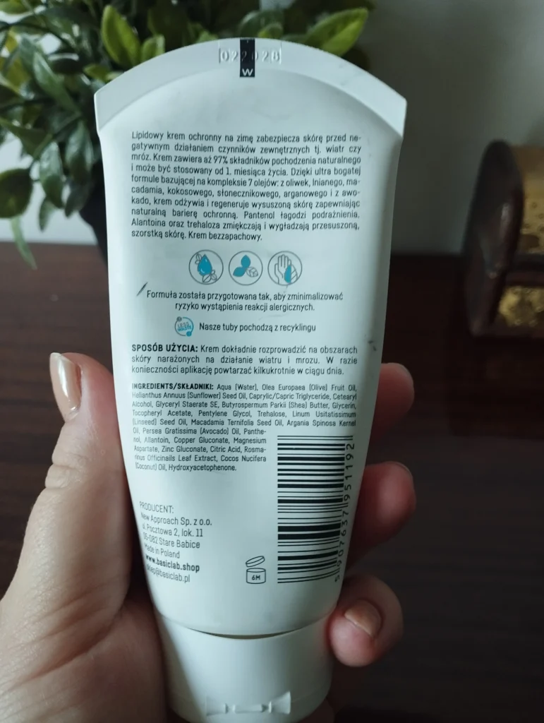 BasicLab Dermocosmetics Bogaty Krem Lipidowy Na Zimę opakowanie z tyłu ze składem i opisem